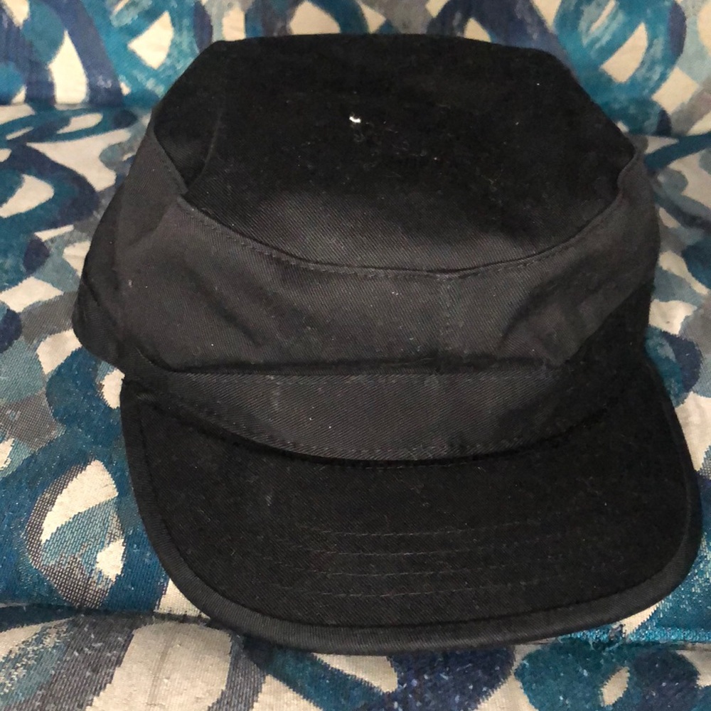 BLACK COMBAT HAT